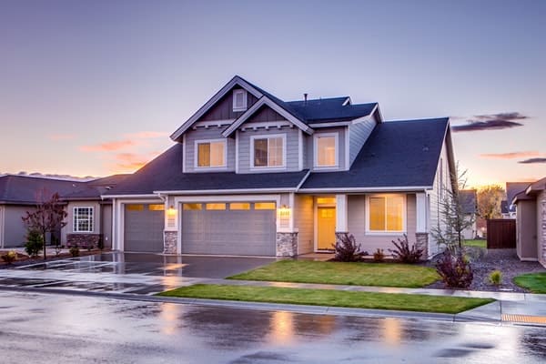 Lügde Hauskaufberatung mit Immobiliengutachter